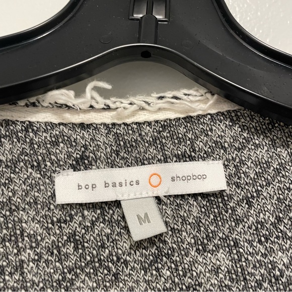 Gray and off-white knit blazer/jacket - Picture 3 of 4